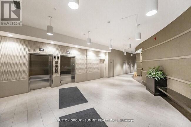 Photo du bâtiment - 216 Oak Park Blvd