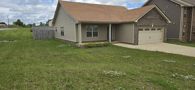 Building Photo - 1001 Whitney Dr