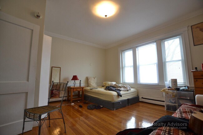 Foto del edificio - 1657 Commonwealth Ave