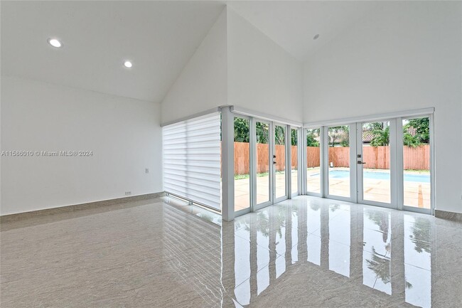 Foto del edificio - 20431 NE 7th Ct