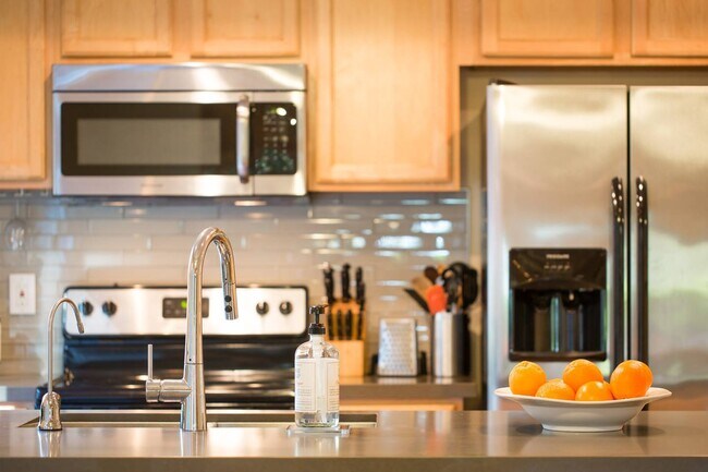 Building Photo - 2738 Quail Ridge Cir