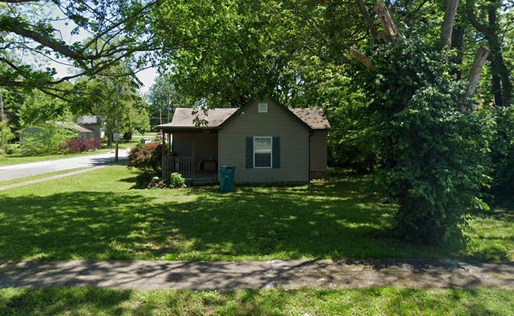 Primary Photo - 1352 N Sherman Ave
