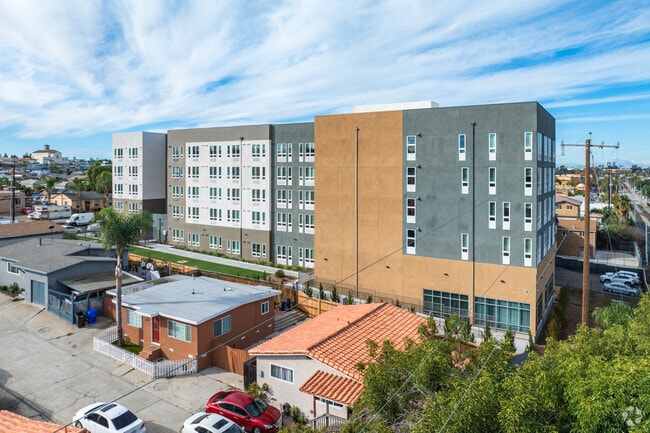 Foto del edificio - Naranja Apartments