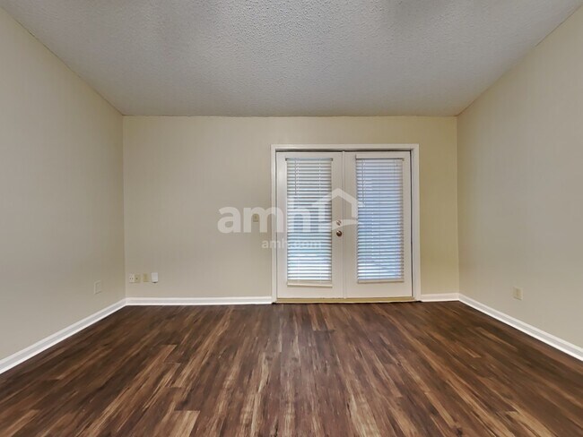 Foto del edificio - 3683 Double Branch Lane