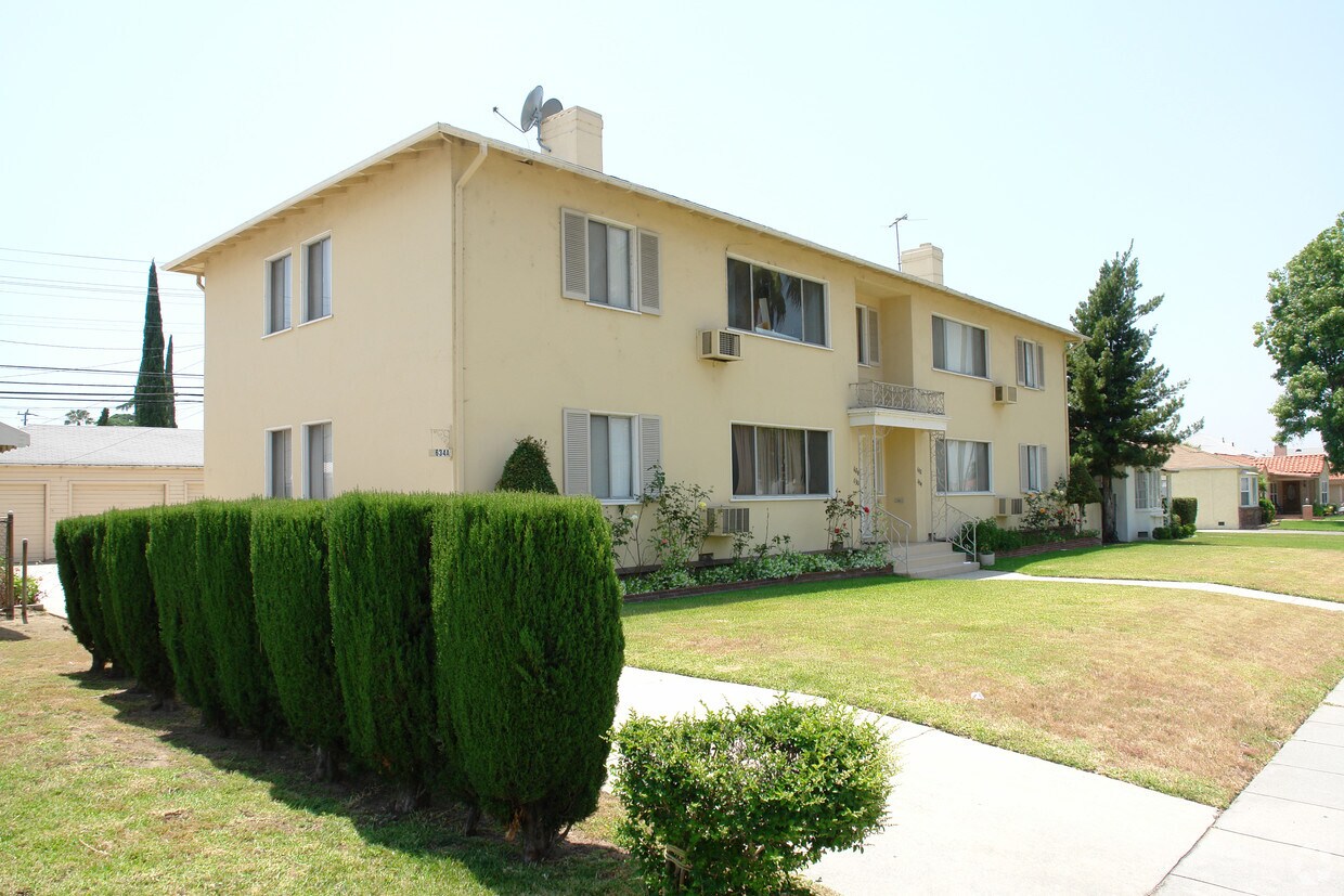 Building Photo - 628-634 W Glenoaks Blvd