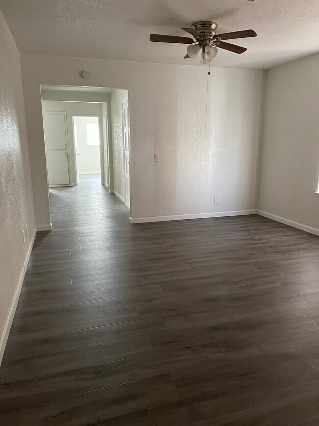 Foto del edificio - 21340 Baldwin Ln
