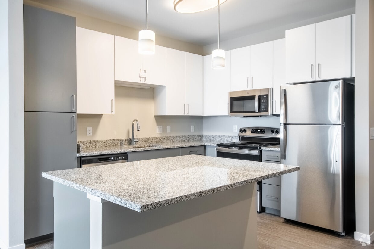 Limestone Ridge Apartments - 6270 Limestone Ln Fitchburg, WI 53719 ...