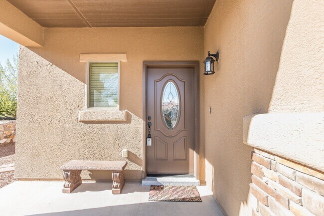 Foto del edificio - All the amenities at a great price