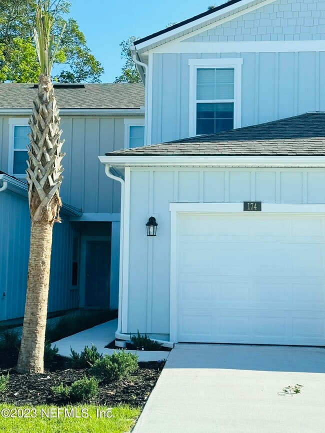 Building Photo - 174 Pasadena Dr