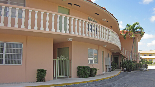 Foto del edificio - Boca Real Apartments