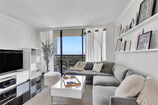 Foto del edificio - 3350 SW 27th Ave