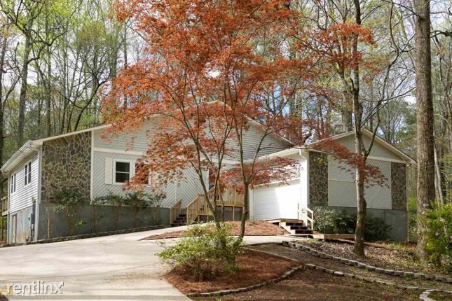Primary Photo - 3 br, 2 bath House - 14 Margrit Ct