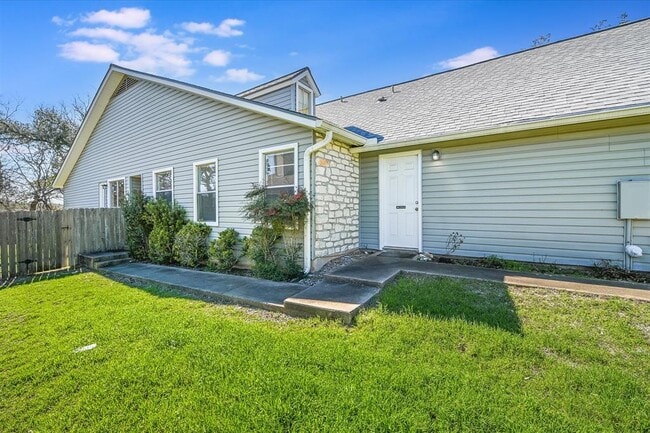 Building Photo - 528 Cutty Trail