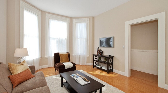 Photo - 332 6th Ave Apartment