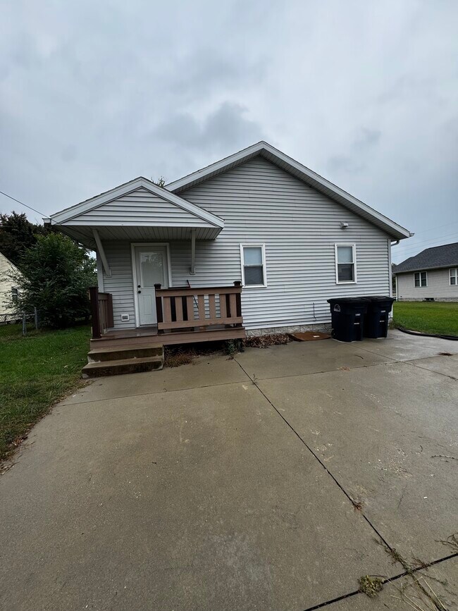 Foto del edificio - 325 N Calumet Ave