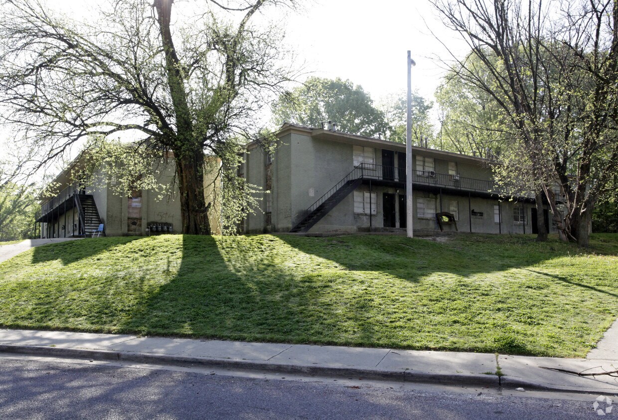 Primary Photo - 1594 Havana St