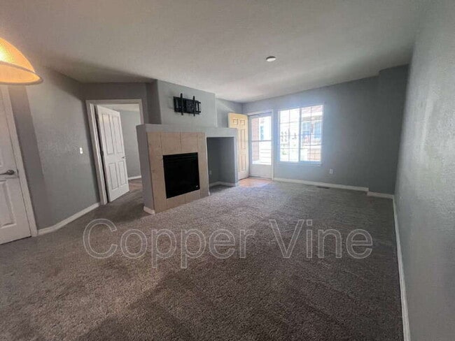 Foto del edificio - 15800 E 121st Ave