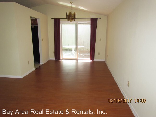 Building Photo - 3279 Fox Lake Dr