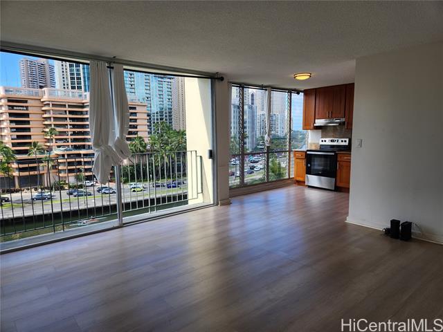 Foto del edificio - 620 McCully St