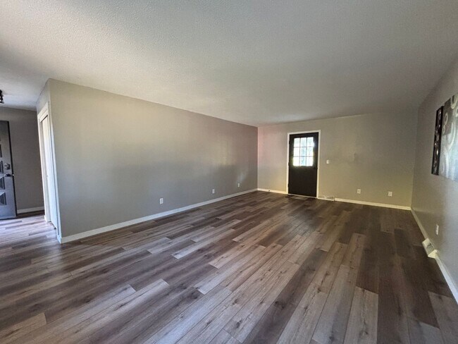 Foto del edificio - 2 Bedroom Duplex in Council Bluffs – Updat...