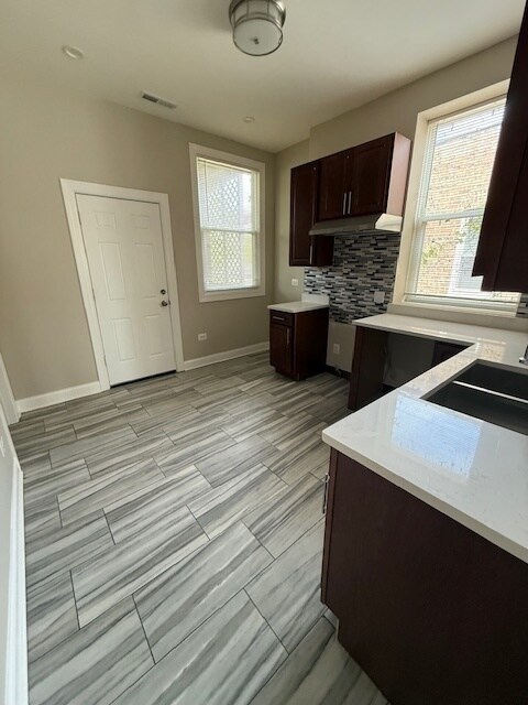 Building Photo - 5730 S Sangamon St