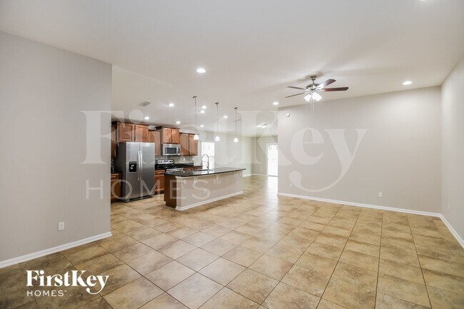 Foto del edificio - 16126 Dowing Creek Dr