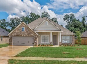 Building Photo - 240 Collum Dr