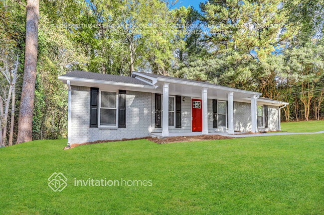 Foto del edificio - 1411 Marcelle Heights Pl NW