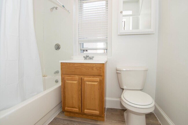 Foto del edificio - 3 bed/1 bath in Brighton