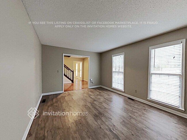 Building Photo - 611 Willow Ridge Dr NE