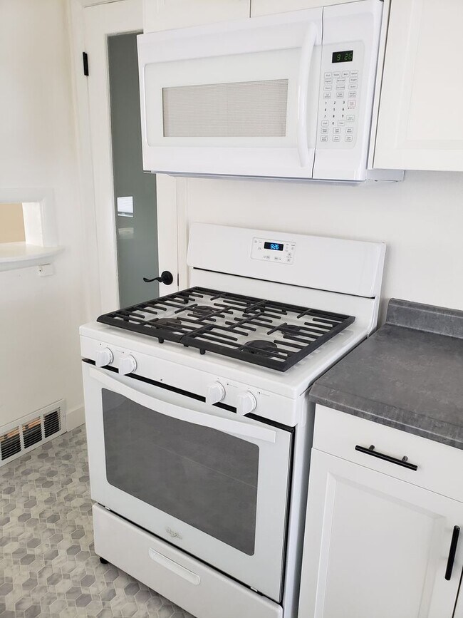 Foto del edificio - 3 bed 1.5 bath single family home in Wausau