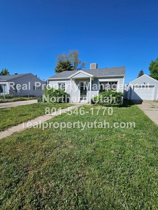 Foto principal - Charming 2-bedroom Home in Layton Now Avai...