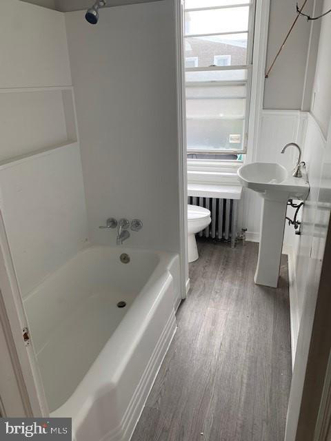 Foto del edificio - 2383 Duncan St