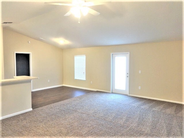 Foto del edificio - 2842 Taylor Hill Dr