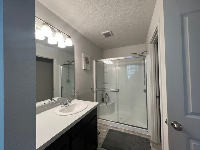 Foto del edificio - 2243 NE 118th Pl