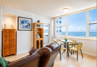 Building Photo - 4040 Galt Ocean Dr