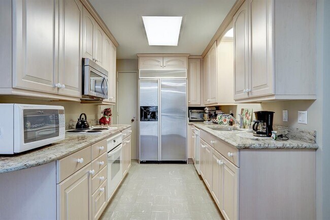 Foto del edificio - 3711 San Felipe St