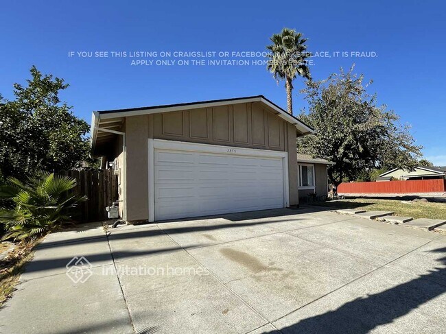 Foto del edificio - 2875 Georgia Dr