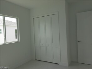 Building Photo - 320 Poplar St