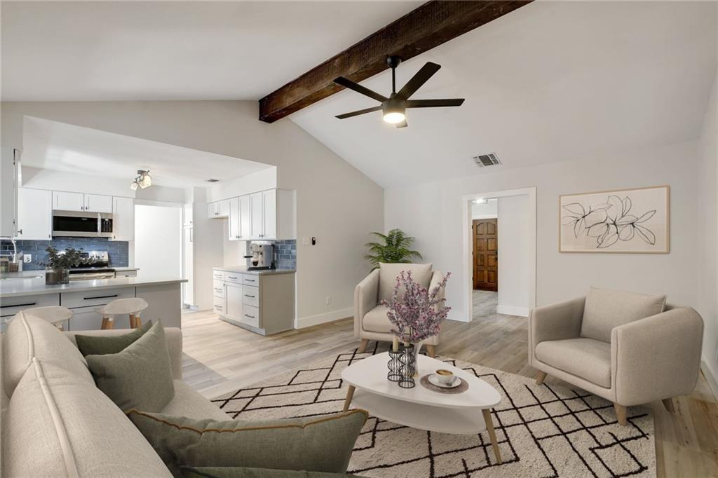 Foto principal - 125 Chaparral St