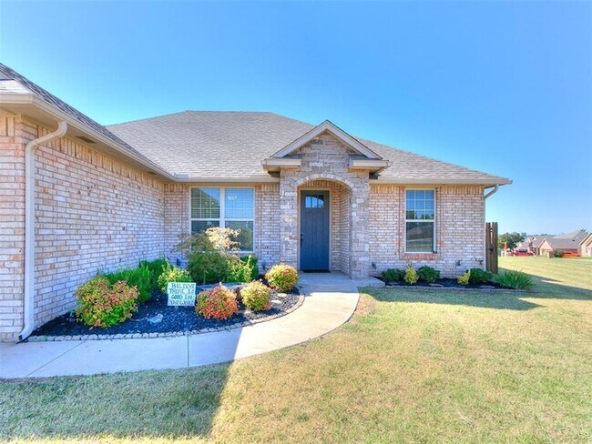 Foto del edificio - 1745 Cowboy Ln