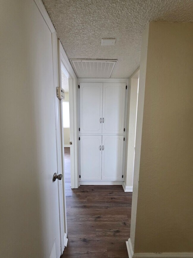 Foto del edificio - 2009 Oregon St