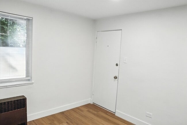 Building Photo - 1364 Lafayette St