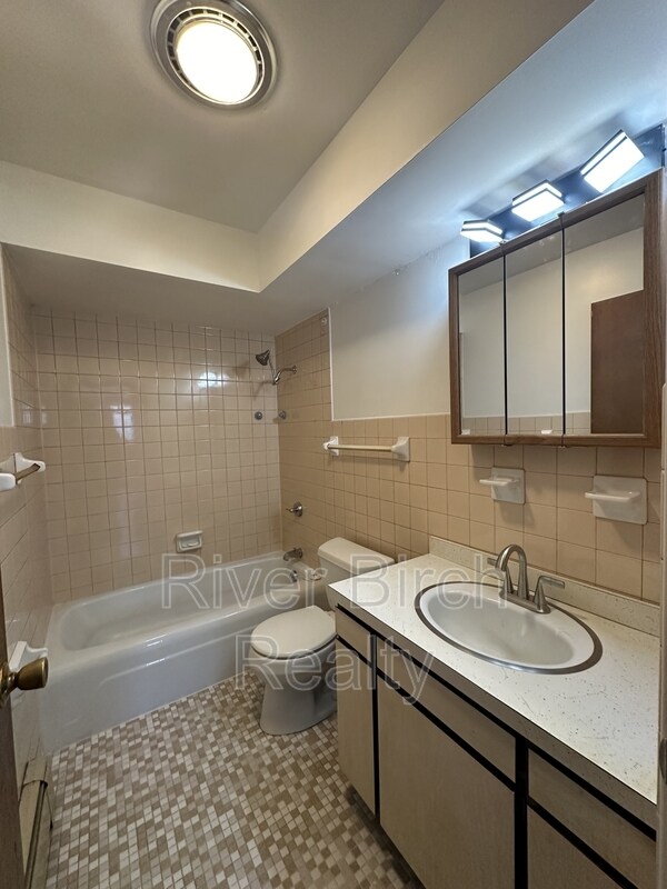 Foto del edificio - 525 W Cook St