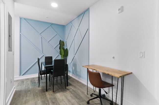 Foto del edificio - 927 S Howard Ave
