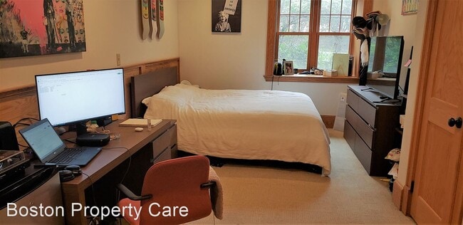 Foto del edificio - 4 br, 3.5 bath House - 145 Longwood Ave #4