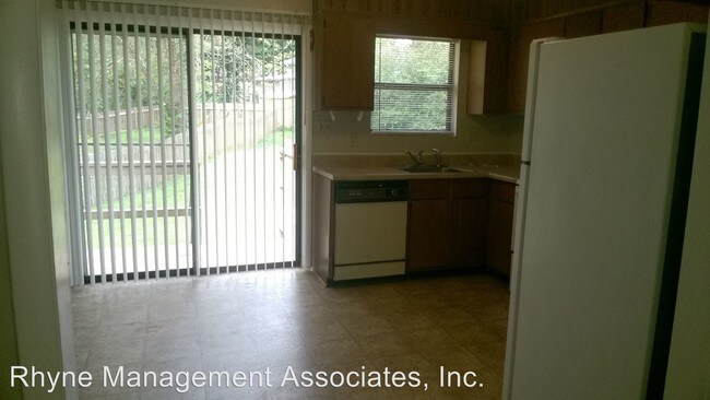 Foto del edificio - 318 Ridgecrest Rd