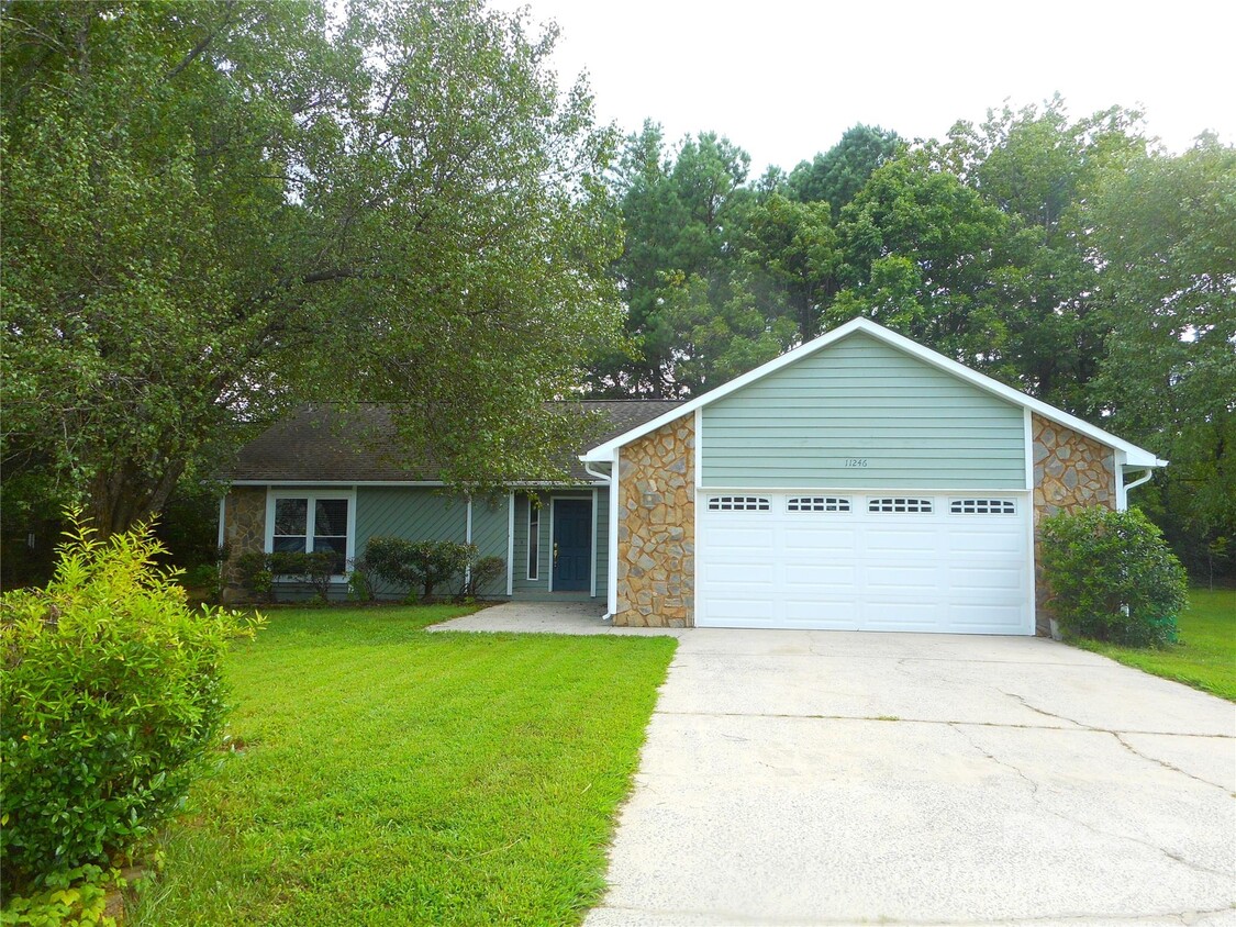 Primary Photo - 11246 Peppertree Ln