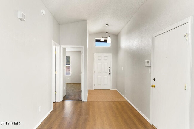 Foto del edificio - 12960 Alfredo Apodaca Dr