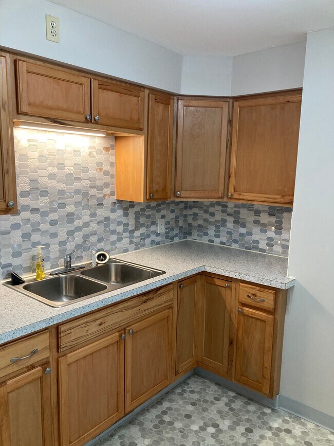 Cocina - 8591 Slusser Rd